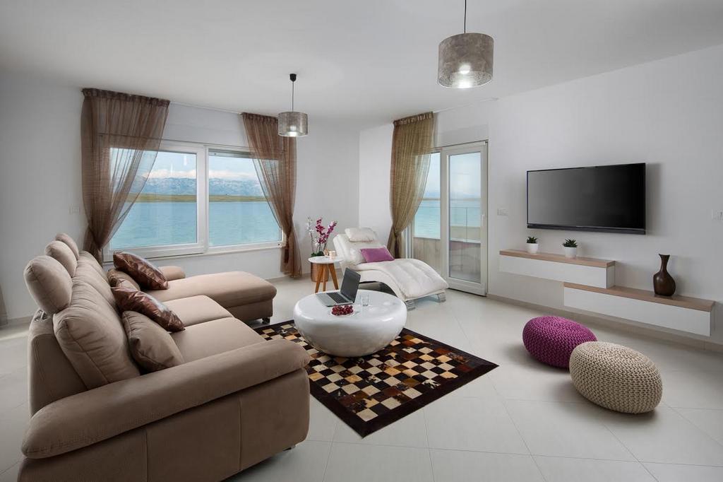 فير Apartments Vista Royal المظهر الخارجي الصورة